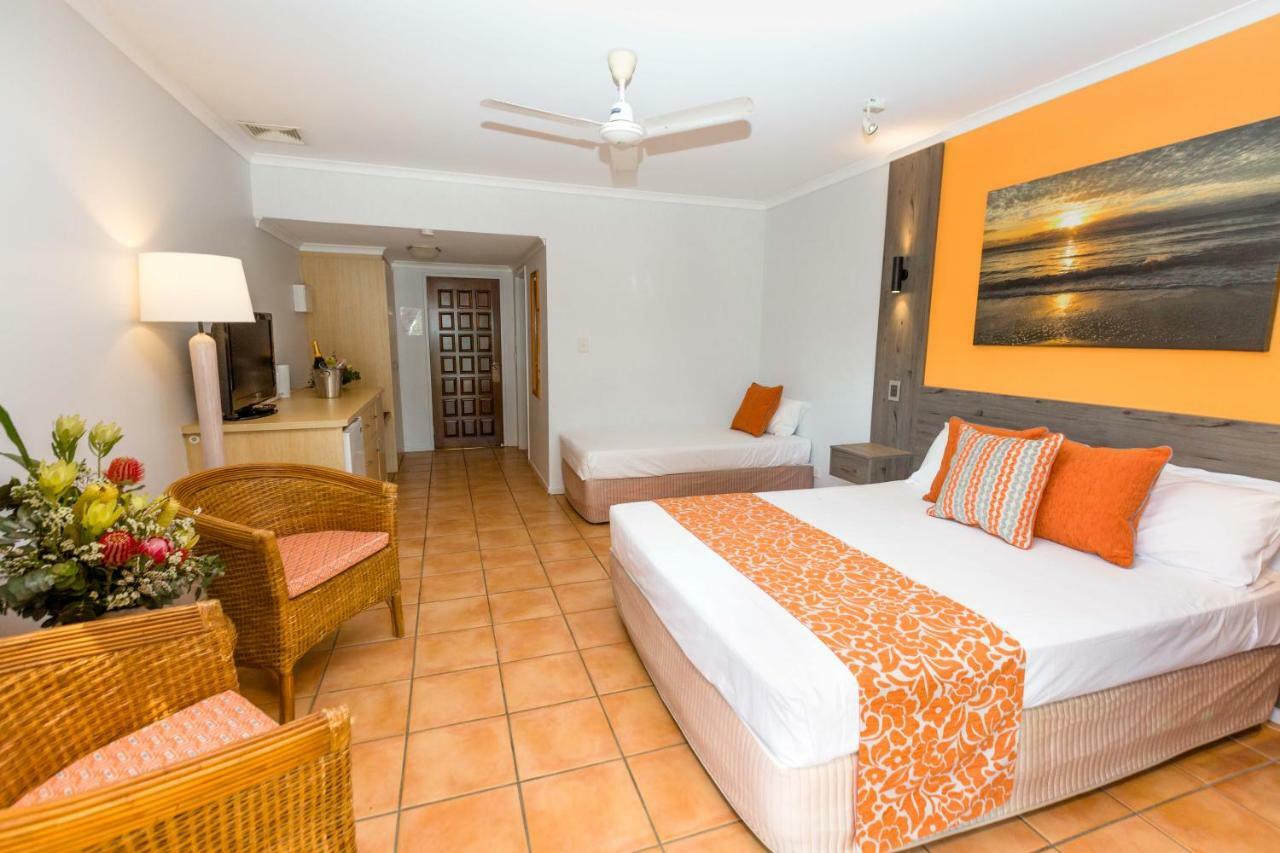 Turtle Cove Beach Resort - Adults Only Lgbtqia & Allies Wangetti エクステリア 写真