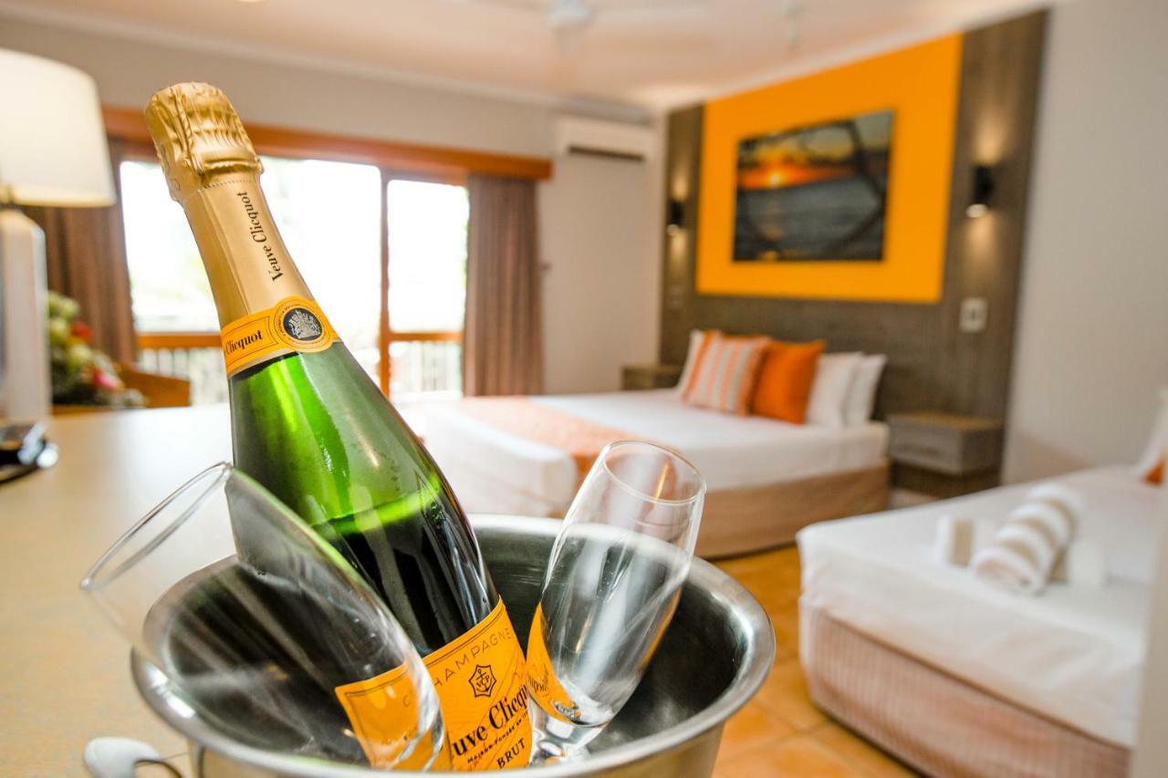 Turtle Cove Beach Resort - Adults Only Lgbtqia & Allies Wangetti エクステリア 写真